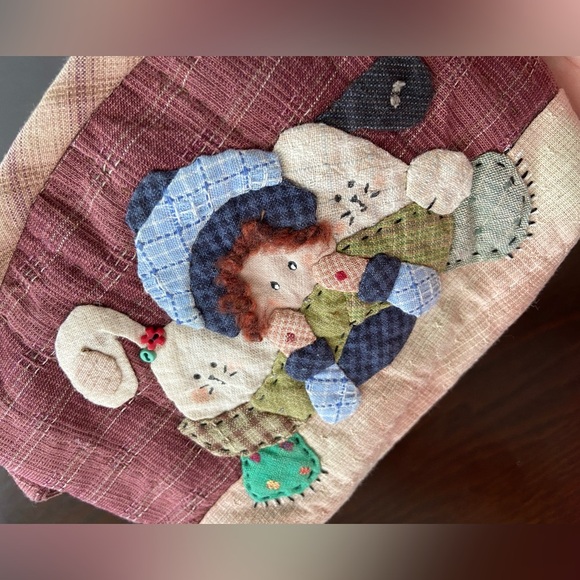 Japanese Quilted Cotton Wristlet with Cute Appliqué Front - Picture 9 of 9